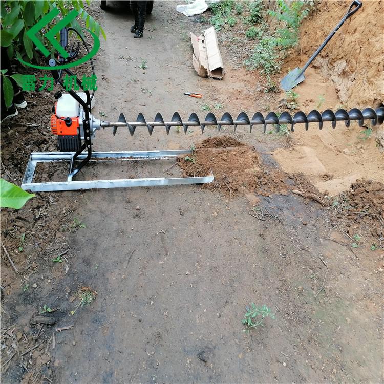 小型（xíng）水平鑽孔機器